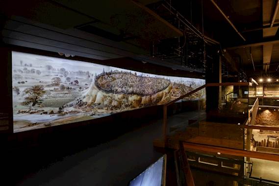 21-метровый анимированный дисплей с разрешением 4K в новом музее Археологии Дерева в Свияжске